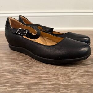 Dansko Marcella Shoe Women 39 / 8.5 Black Leather Comfort Mary Jane Hidden Wedge